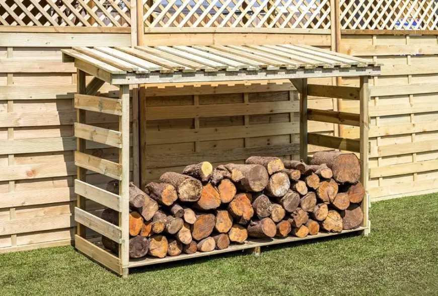 Standard vs Custom Garden Log Storage: What to Choose?