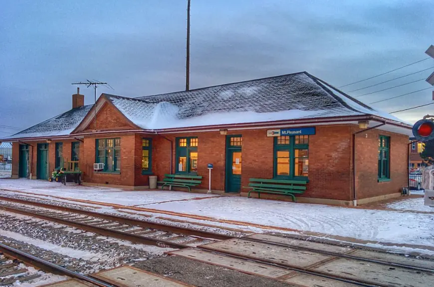 From the Cornfields to the Coast: Train Travel from Iowa