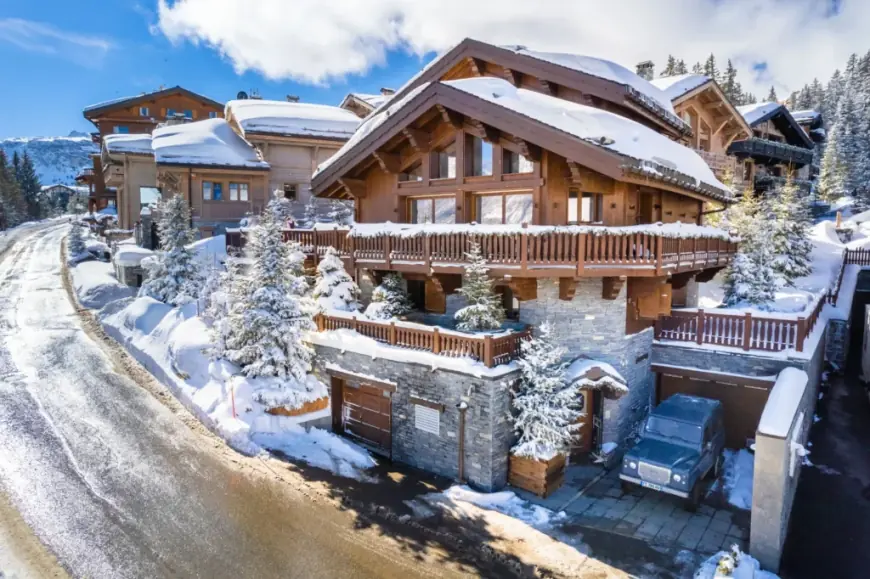 Why Does Courchevel 1850 Stand Out Among Alpine Destinations?