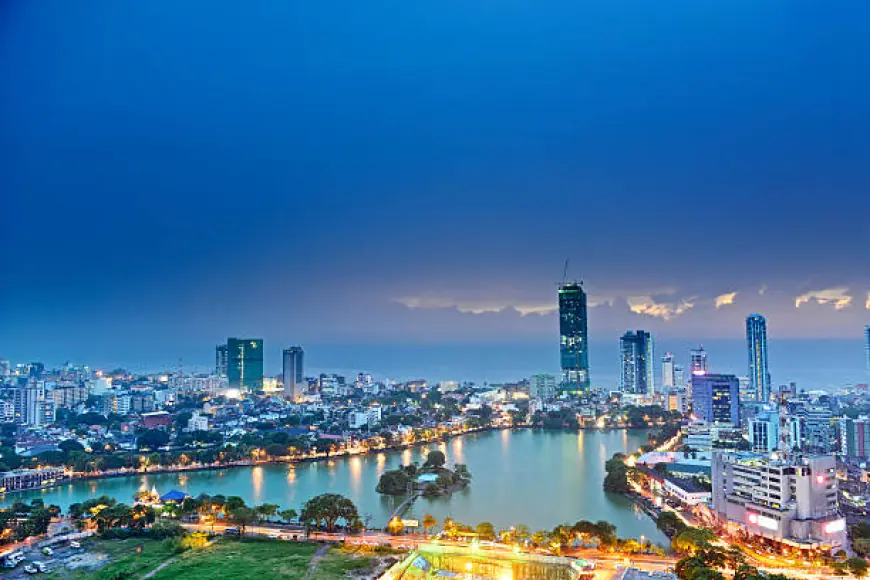 From Colombo to Arugam Bay: The Pulse of Sri Lanka at Night