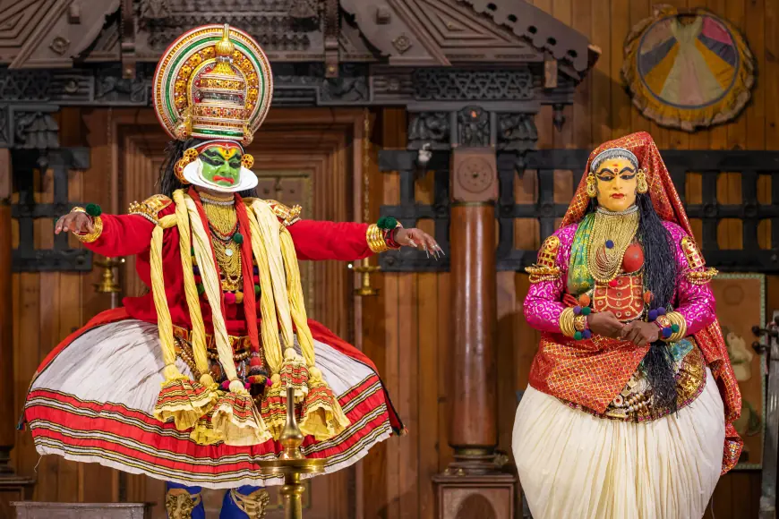 Theyam & Kathakali: Experiencing Kerala’s Cultural Richness