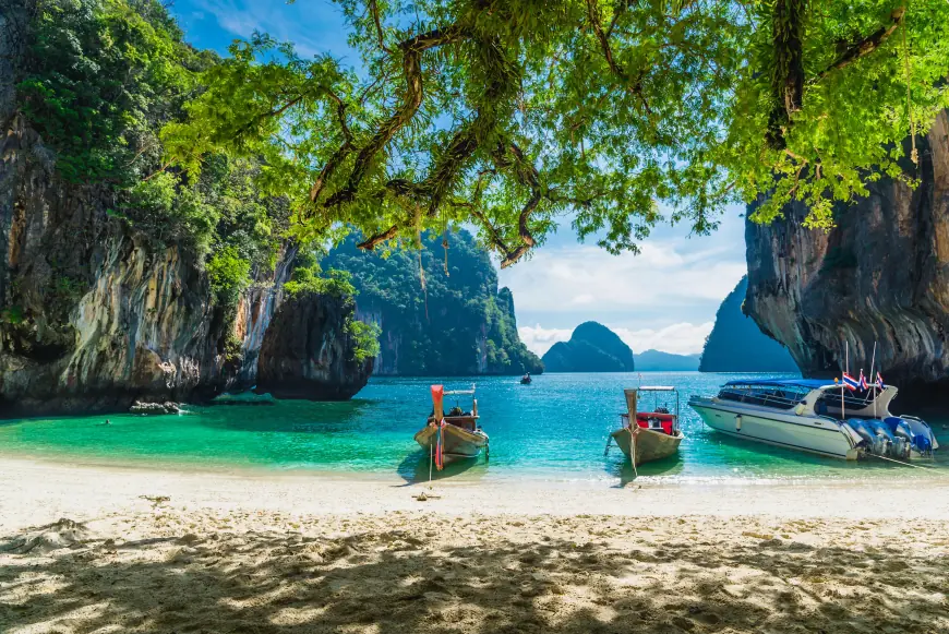 Unveiling Island Escapes with Andaman and Nicobar Packages from Bangalore and Mumbai