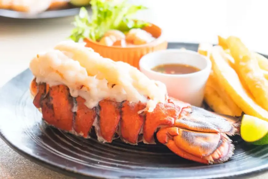 Fresh Delights from the Ocean: Why More Foodies Choose Seafood Order Online and Explore Sea Urchin for Sale
