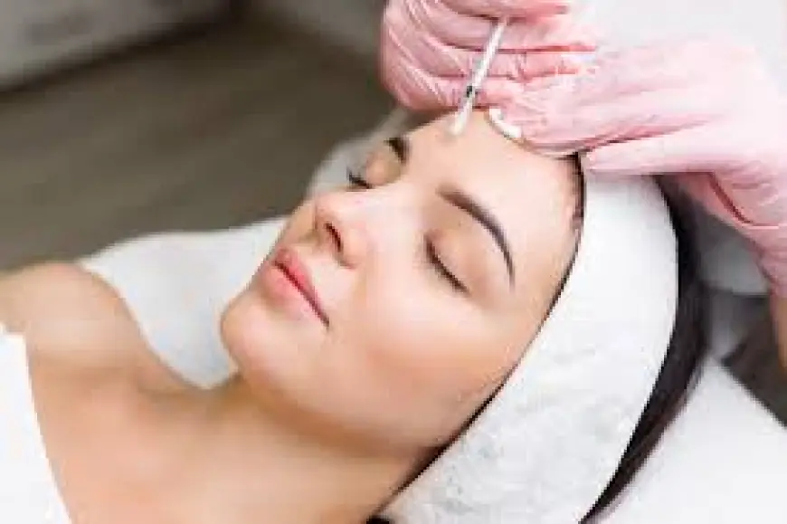 Is Botox Safe? What Science and Experts Say in 2025