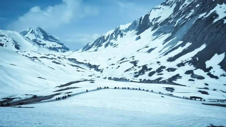 Snowy Escapes Await: Kashmir Trip from Mumbai and Packages from Kerala