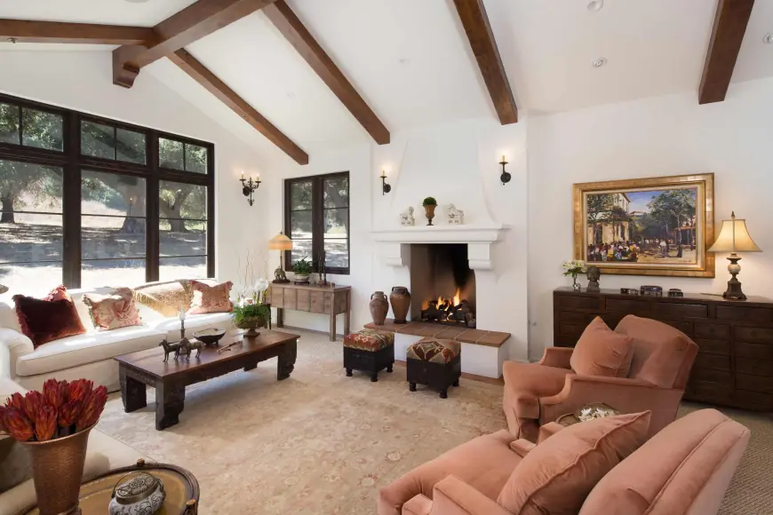 How Santa Barbara Architects Interpret Andalusian Spanish Styles in Modern Homes?