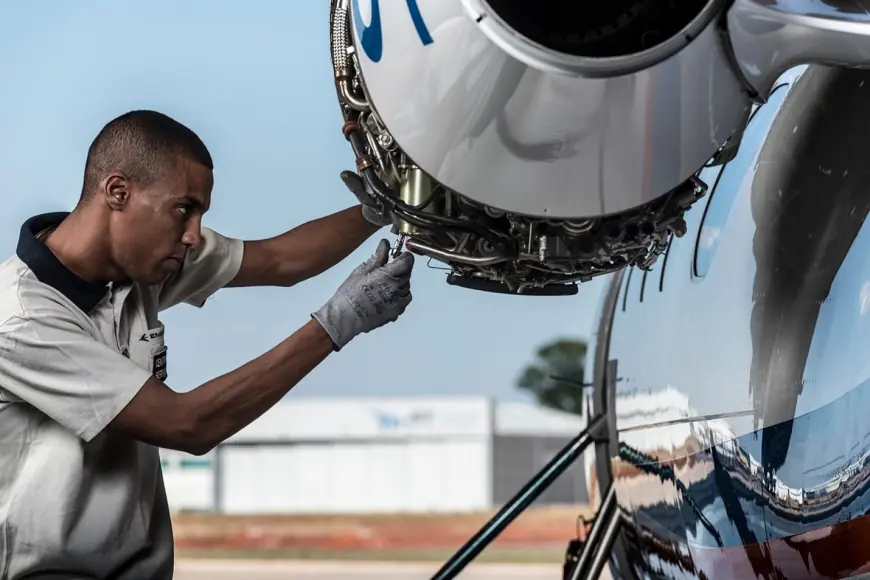 Top Skills Every Aircraft Maintenance Engineer Must Have