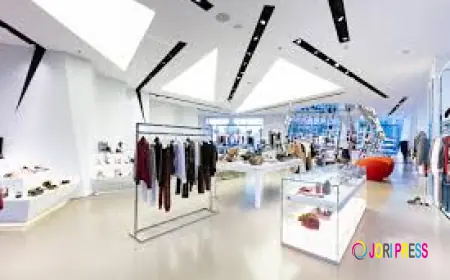 How to Match Footwear for Women with Seasonal Trends in Skirts?