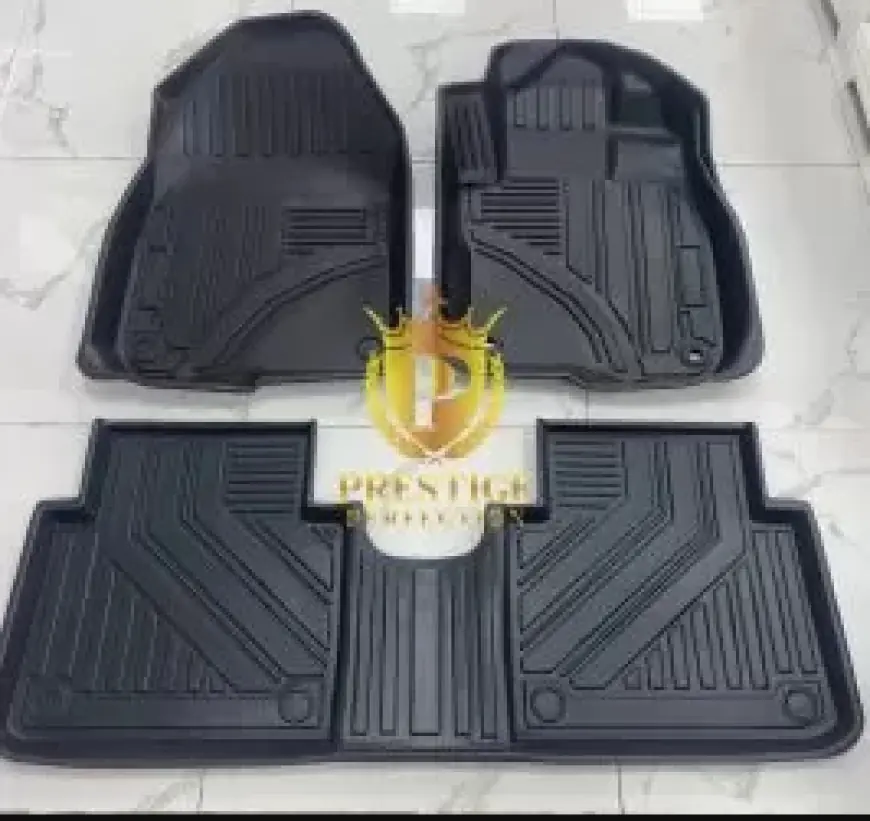Top Reasons to Choose Custom Car Mats Over All-Weather Mats