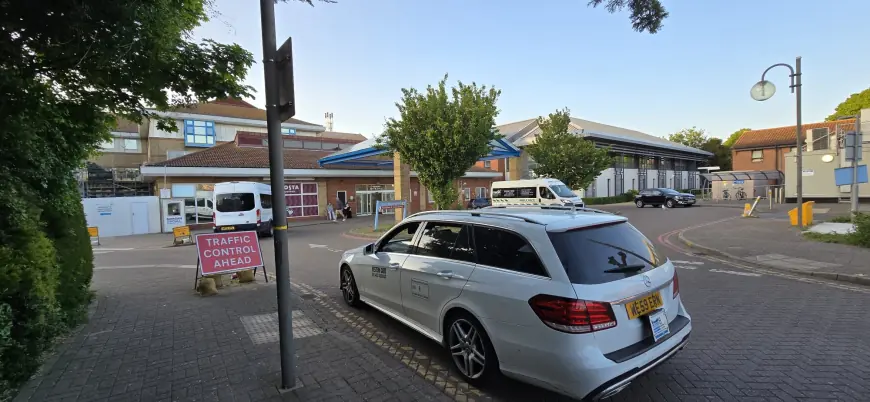 Taxi Service in Crawley, Chichester & Worthing