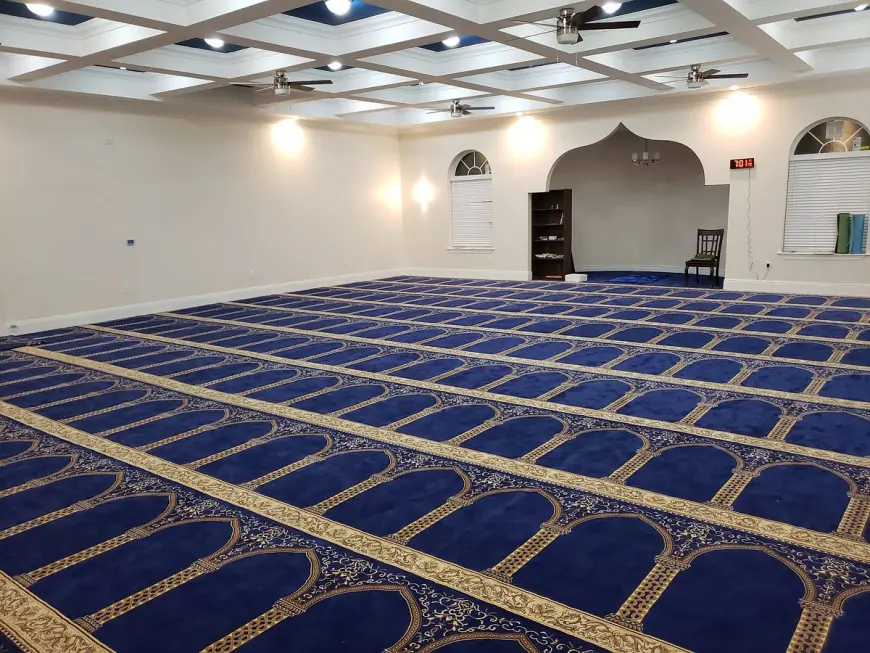 Mosque Carpet Dubai – Blending Tradition with Modern Elegance