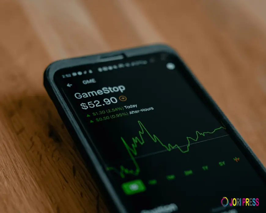 Build a Strong Financial Career with a Stock Market Course