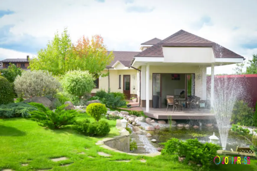Maintain a Lush Lawn with Expert Gardening Services