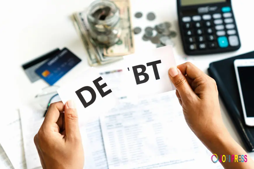 How Debt Collection Services Improve Your Cash Flow