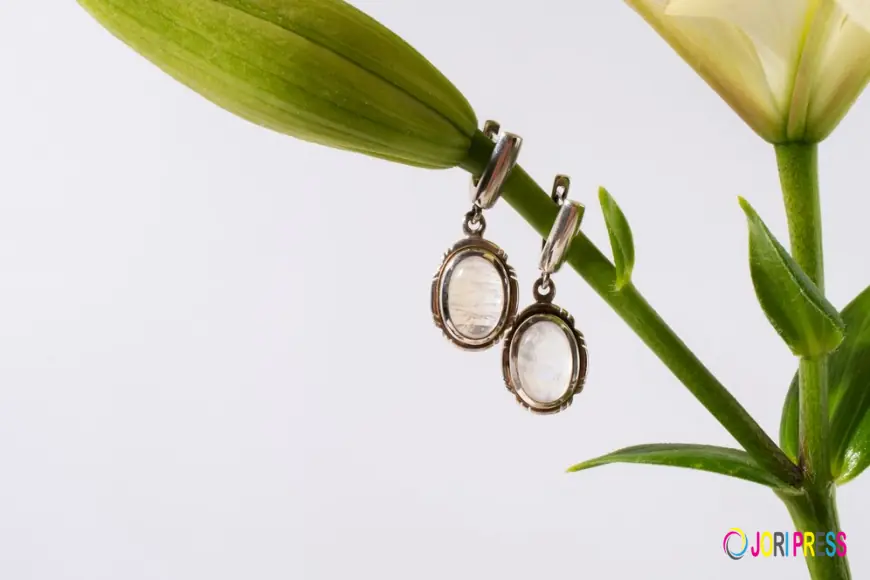 Top Mistakes People Make While Cleaning Their Silver Earrings