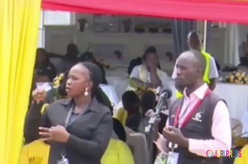 Online Journalists Association unite to save a member against threats.