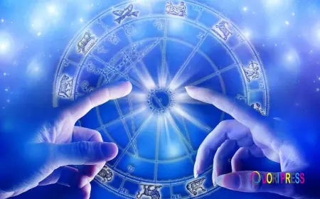 Tarot Readings That Heal and Inspire – Best Astrologer in South Kolkata Parama Thakur