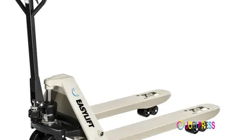 How to Safely Operate a Pallet Truck in Dubai Warehouses