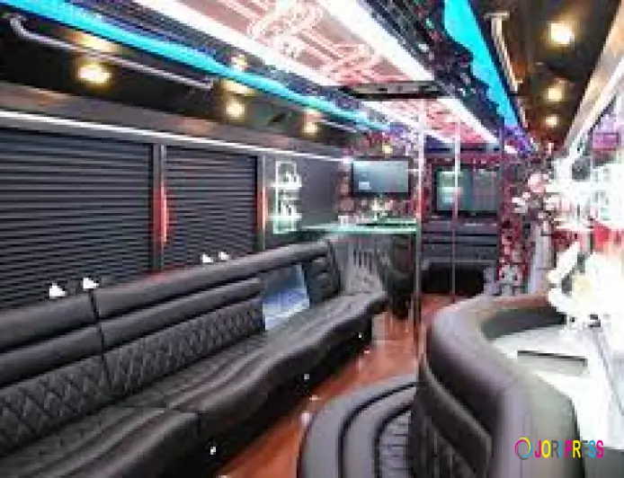 Your Guide to Quality, Affordable Limousine and Party Bus Services