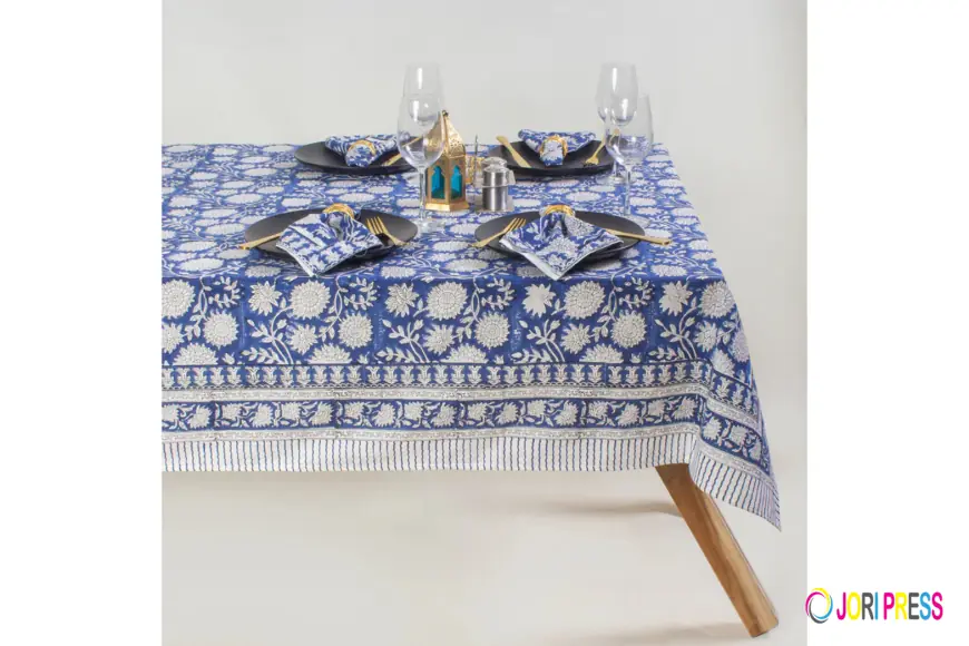 Luxury Dining Table Covers for 6-Seater: Elevate Your Dining Room Decor