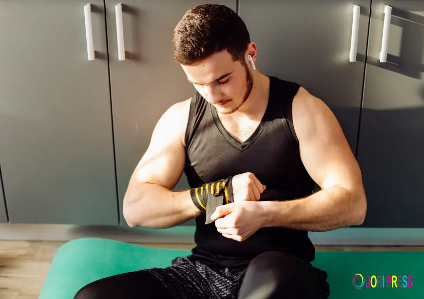 Understanding Testosterone Booster Supplements: Benefits, Risks, and Evidence
