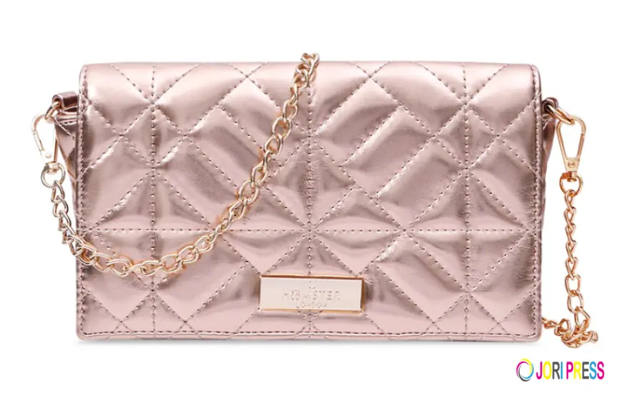 Crossbody Bags for Women: The Perfect Blend of Style and Functionality