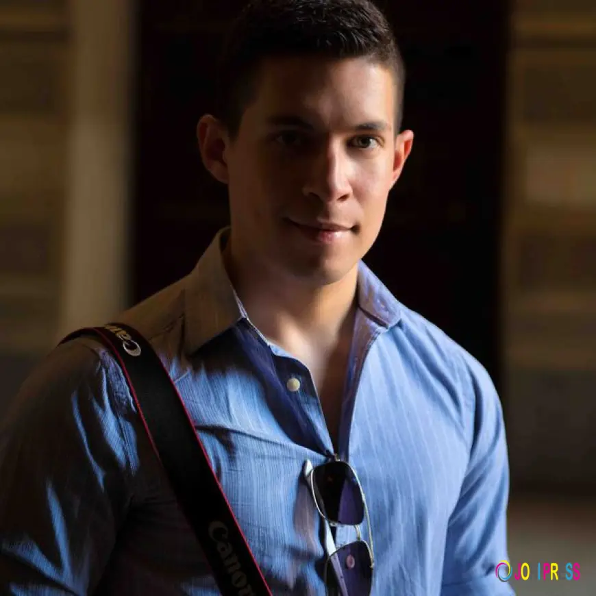 Hire a Headshot Photographer for Corporate and Wedding Shots