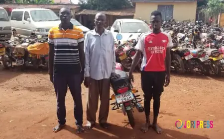 Drama!! Thieves Who Stole A Motorcycle Get Stuck In The Middle Of The Road, This Is What Happened