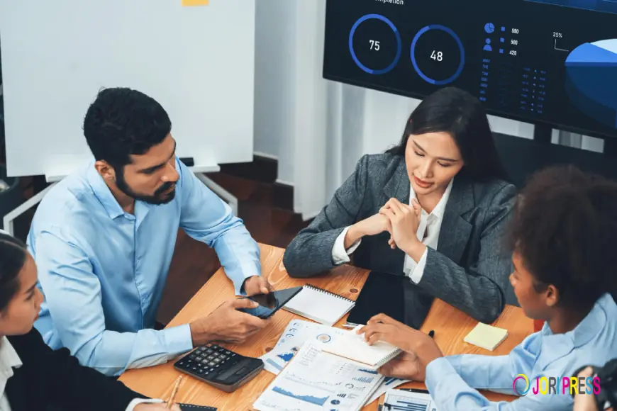 How a UAE Corporate Tax Consultant Can Help You Reduce Liabilities Legally