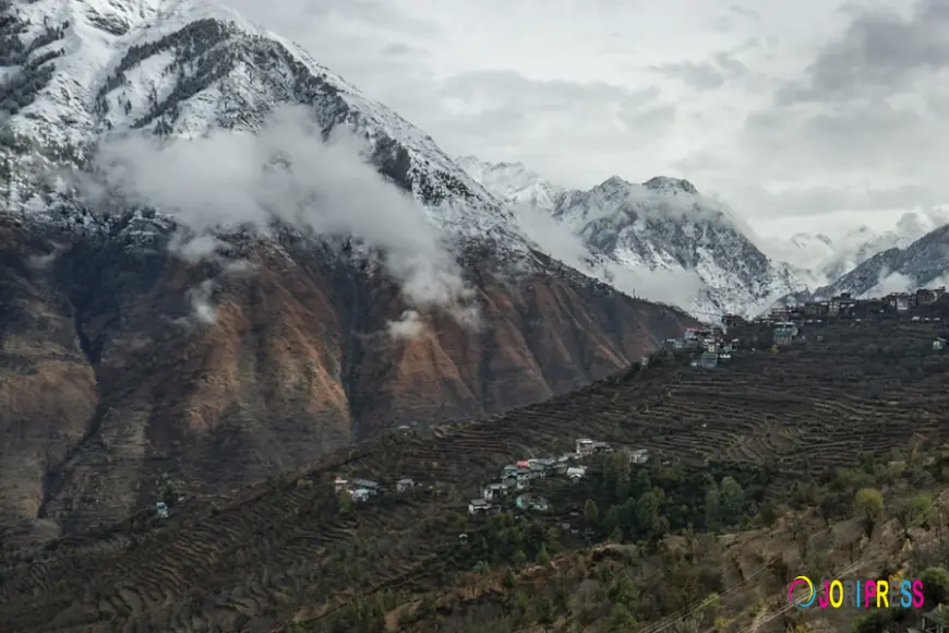 Pathankot to Bharmour Taxi