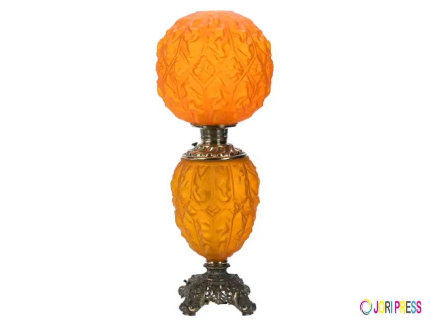 Woody Auction's Dec. 6 Antique Auction Features French Art Glass, Moser Glass, Royal Bayreuth, more