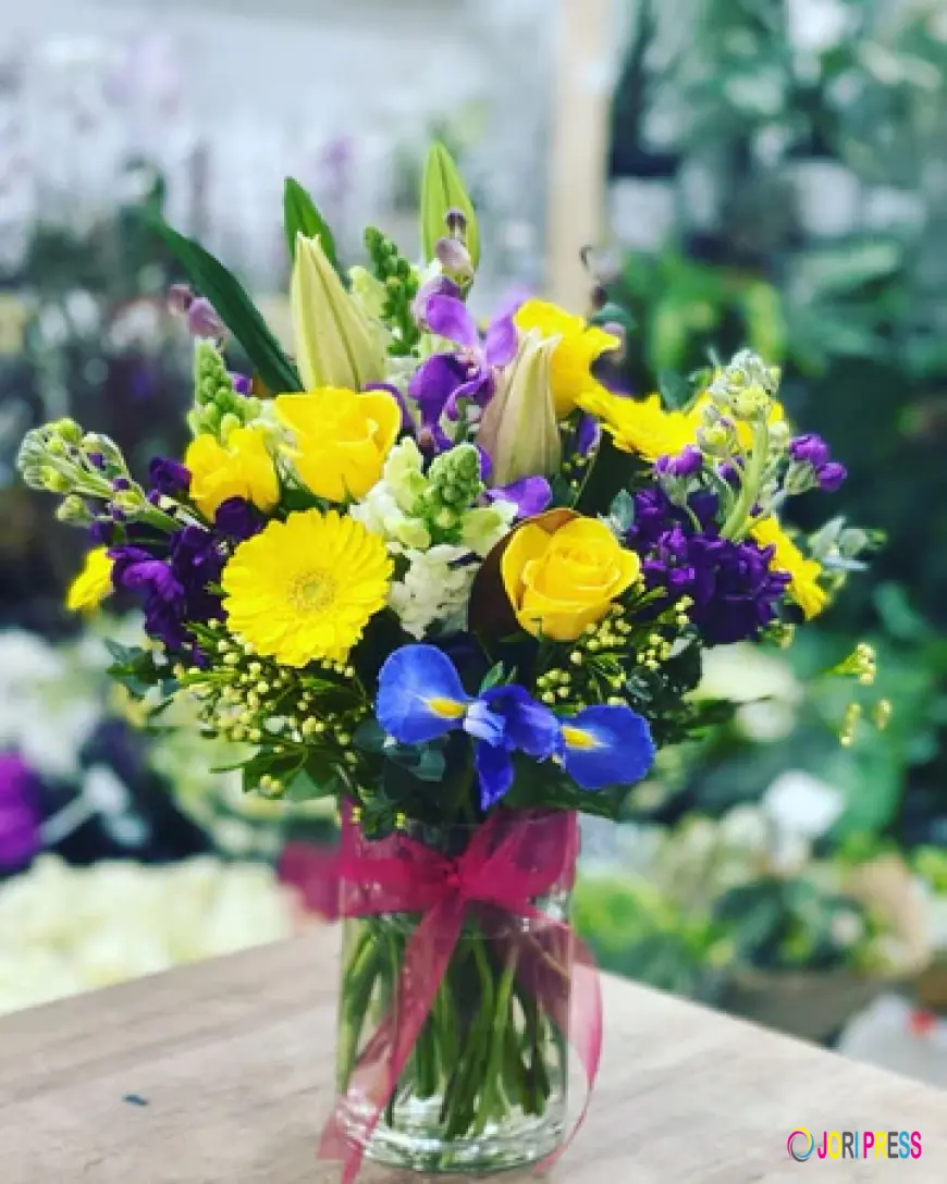 Florist Essentials: Choosing Flowers That Speak Your Style