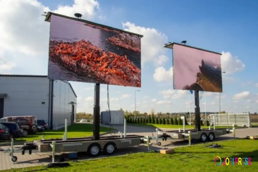 Promote Your Brand Effectively With Mobile Walking Billboards