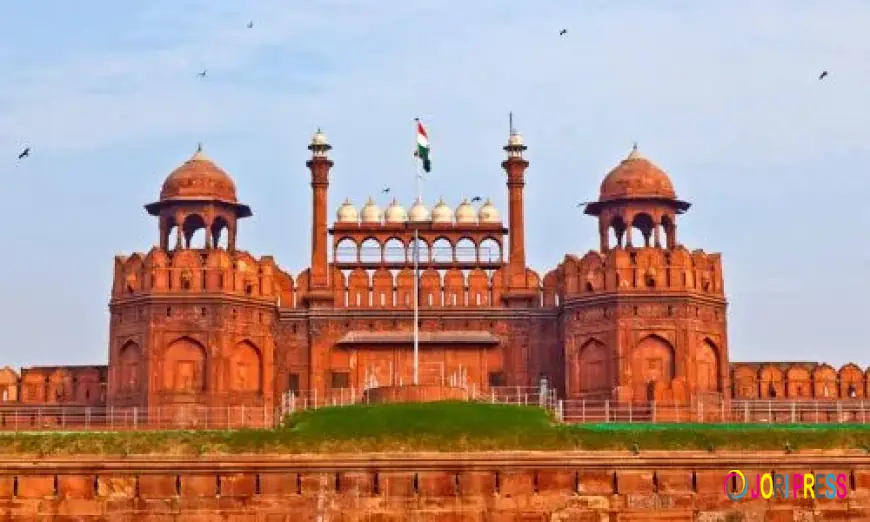 Explore Delhi’s Top Attractions with a One Day Bus Sightseeing Tour