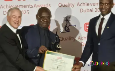 KIU WINS PRESTIGIOUS ESQR QUALITY ACHIEVEMENT AWARD IN DUBAI