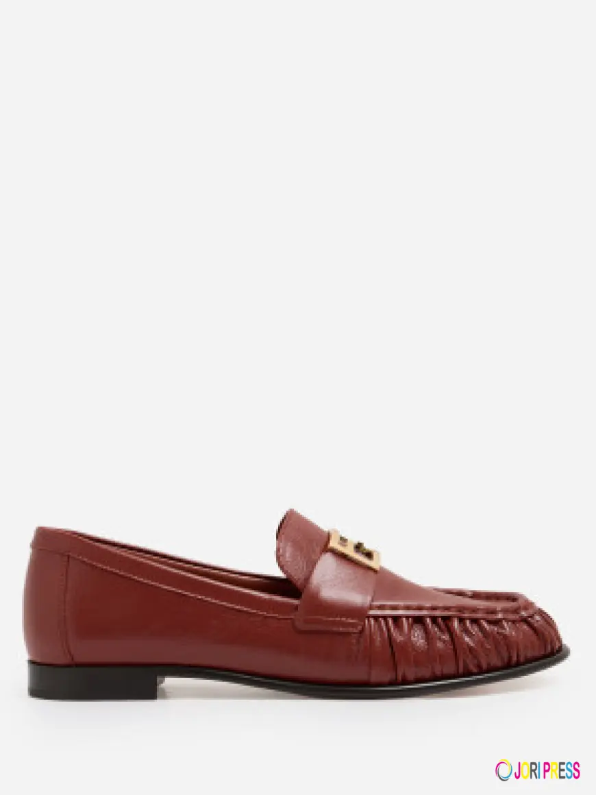 Everyday Luxury Redefined: Loafers Shoes for Ladies from VAO Concept Store