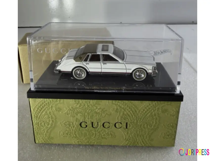 SJ Auctioneers' Online-Only Auction, Dec. 28, Features Toys, Collectibles, Jewelry, Decor, Silver