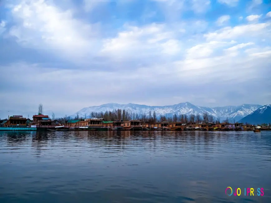 How to Plan a 7-Day Kashmir Tour Package for First-Time Travelers