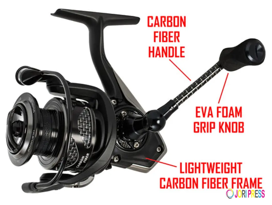 How Does Spool Design Affect Casting With a Spinning Reel Compared to a Bait Caster?