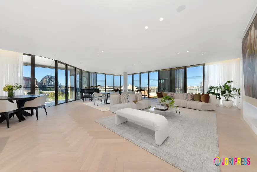 Di Henneberry - Premium Property Management Expert in Sydney