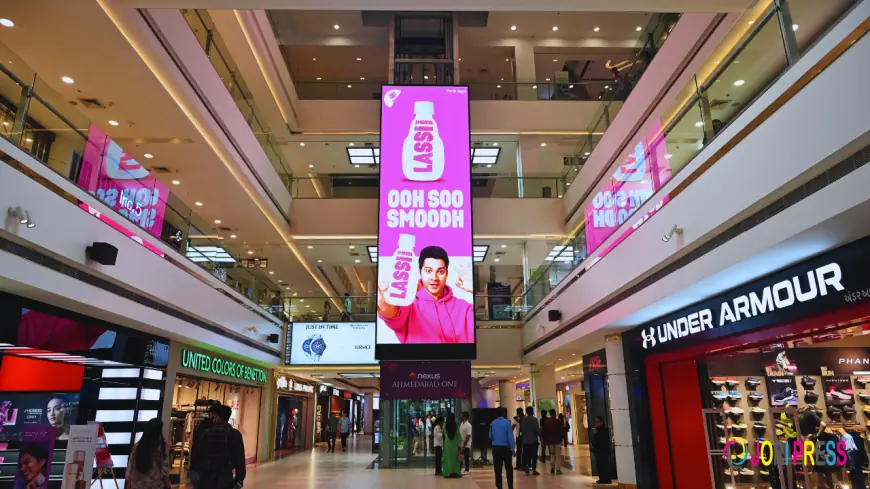 Understanding OOH Advertising and Its Role in Modern Marketing