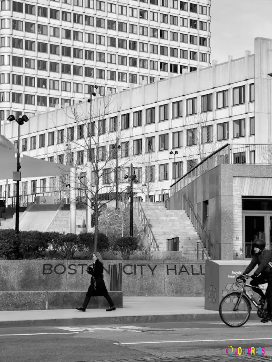 Beverage Packaging and Hand Stretch Film in Modern Distribution