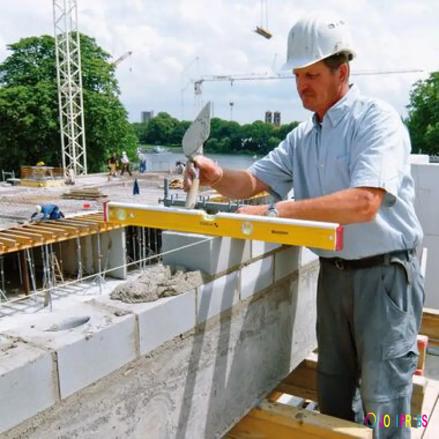 The Complete Guide to Choosing a Builder in London & Berkshire