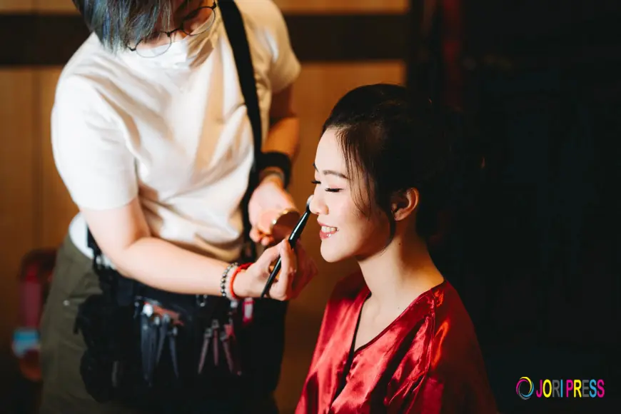 "I Do" to Perfection: Why The Blonde Tourage is the Ultimate Destination for Your Bridal Makeup Artist in Singapore