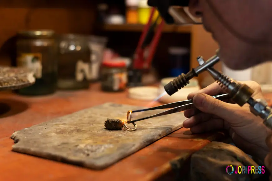 Gold Refinery Adds Same-Day Jewelry Repair in Framingham for Local Customers