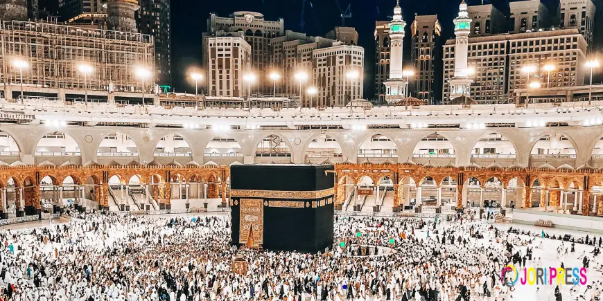 How to Choose a Hotel With the Best Views of Haram from the UK
