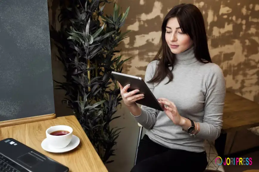 Why Digital Book Reader Apps Are Replacing Physical Books