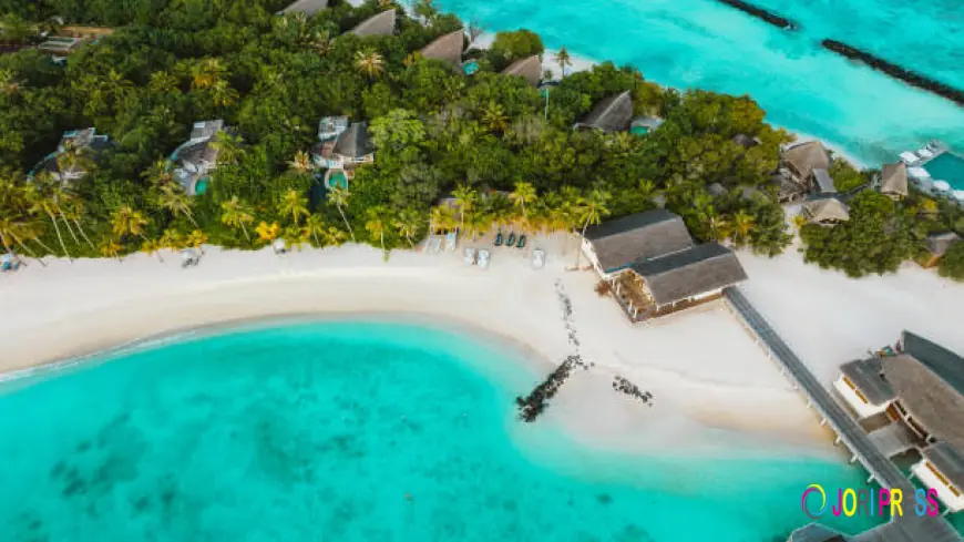 What Are the Most Beautiful Beaches in the Maldives?