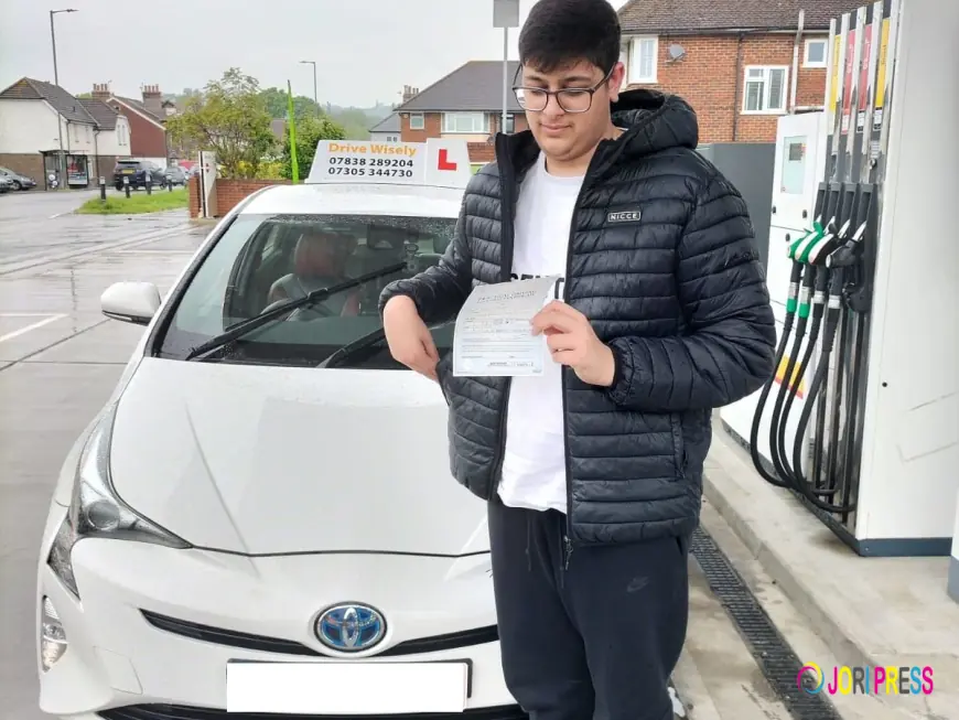 Pass Faster with an Intensive Driving Course in Woster Park