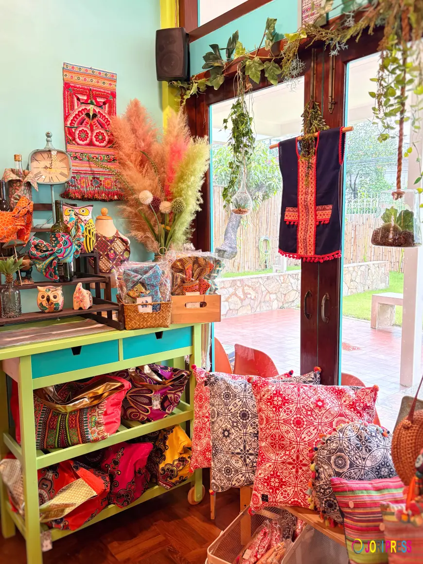 Traditional & Handmade Thai Gifts – Toanoi House Bangkok